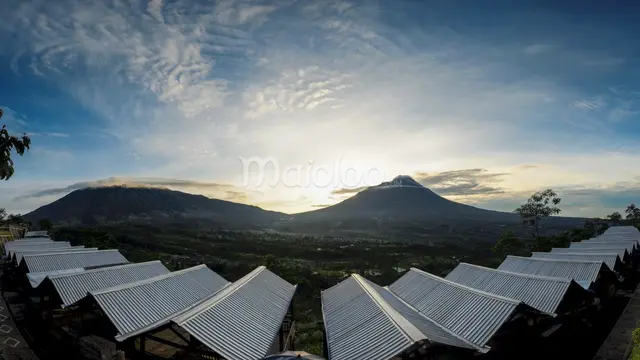 london-traveltips.com, Jakarta Magelang, salah satu kabupaten di Jawa Tengah, menyimpan banyak potensi wisata alam yang memesona. Salah satu kawasan yang paling terkenal adalah Ketep Pass, sebuah tempat di lereng Gunung Merapi
